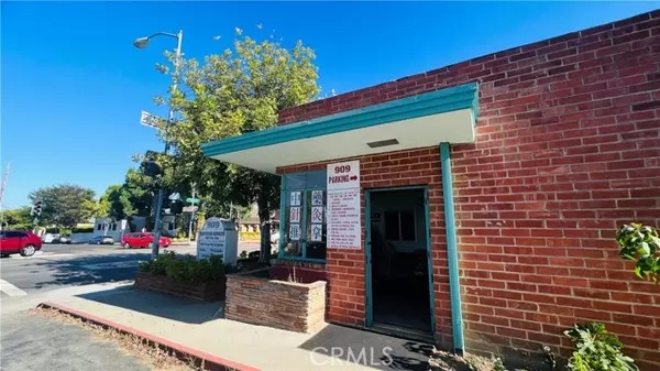 909 S Garfield Avenue, Alhambra, CA 91801