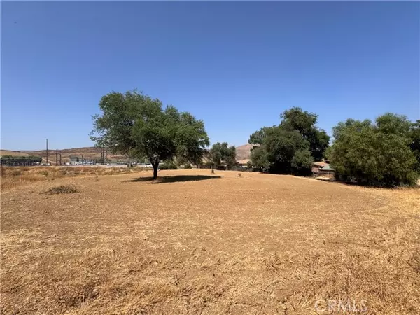 Lake Elsinore, CA 92530,28804 Hoff Avenue