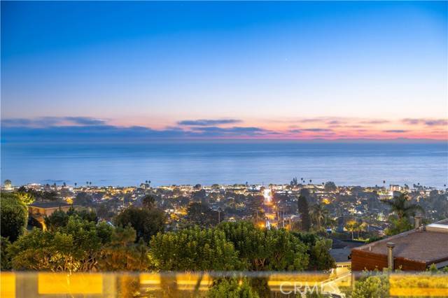 905 Canyon View Drive, Laguna Beach, CA 92651