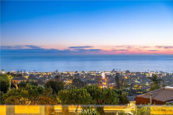 905 Canyon View Drive, Laguna Beach, CA 92651