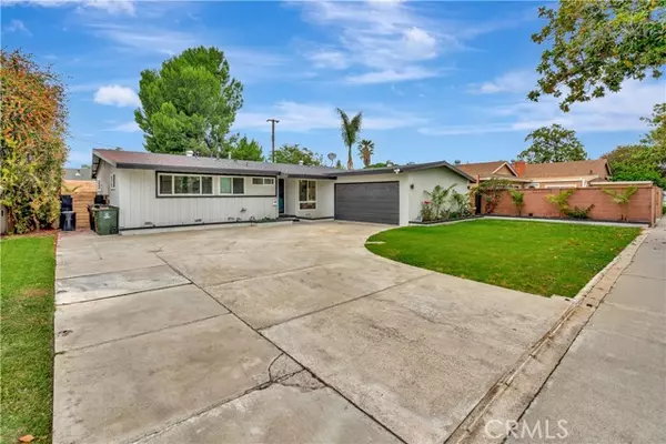 Fullerton, CA 92833,1437 S Courtney Avenue