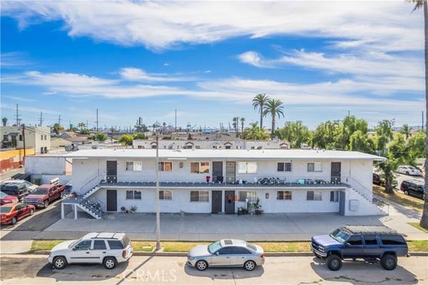 844 King Avenue,  Wilmington (los Angeles),  CA 90744