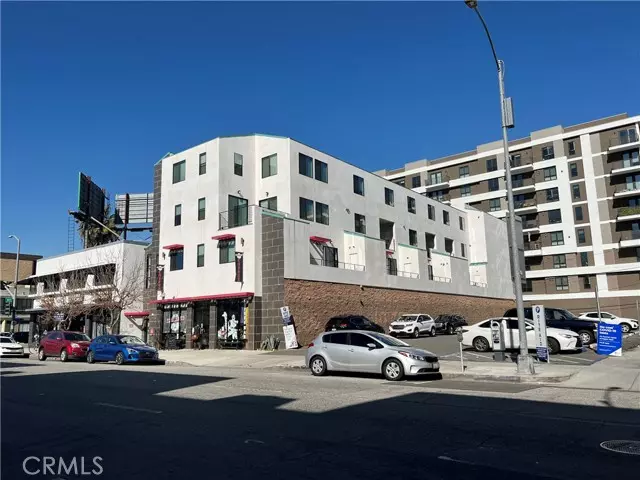 137 W 6th Street #301, Long Beach, CA 90802