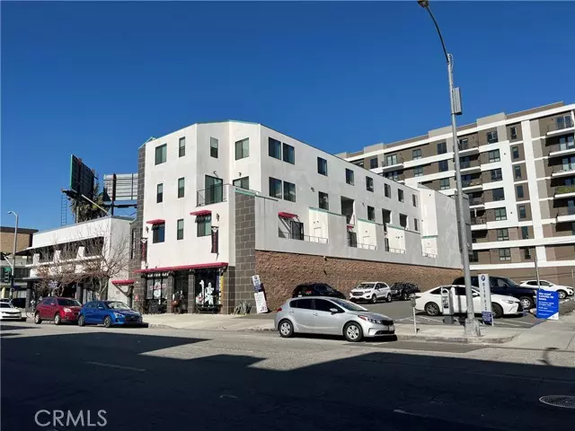 Long Beach, CA 90802,137 W 6th Street #301