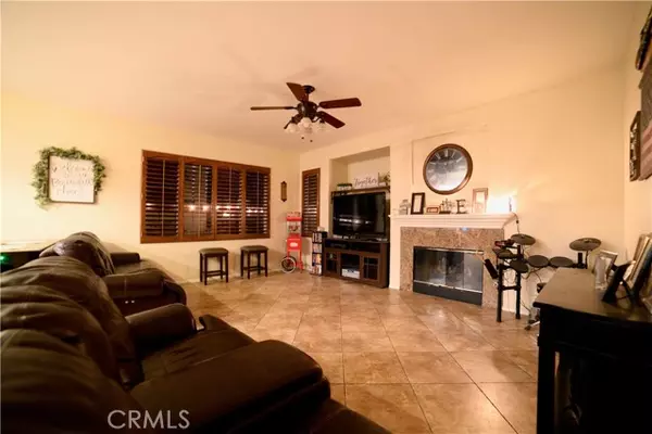 Eastvale, CA 92880,13632 Aspen Leaf Lane