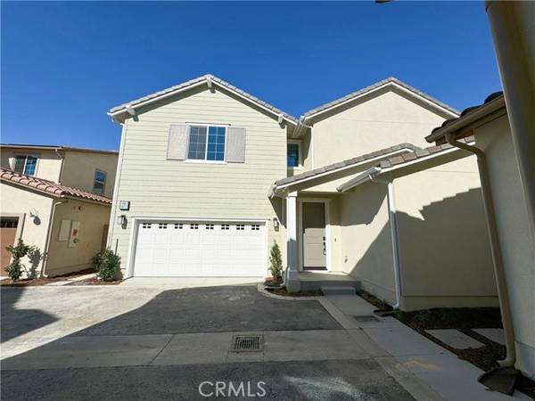 6985 Mallow Drive #2, Fontana, CA 92336