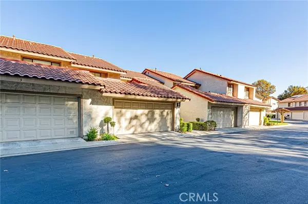 Diamond Bar, CA 91765,22801 Chardonnay Drive #4