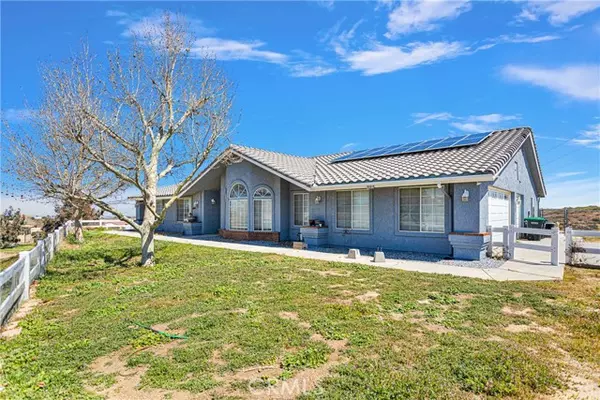 Oak Hills, CA 92344,10187 Mesquite Street