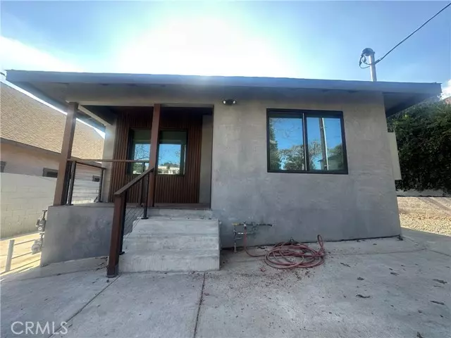 2230 Fargo Street, Los Angeles, CA 90039