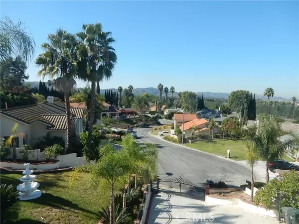 Walnut, CA 91789,20128 Candleflame Court