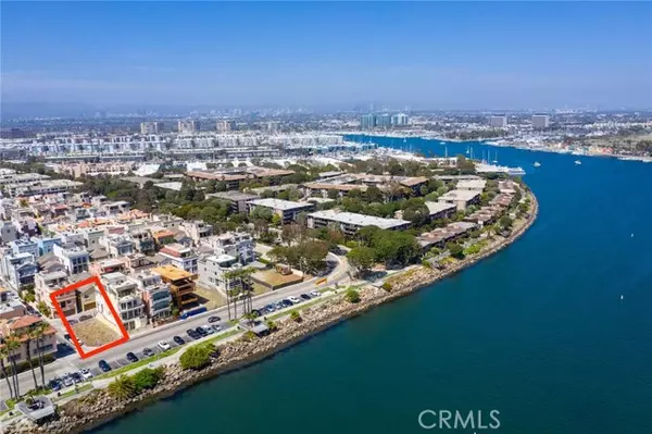 Marina Del Rey, CA 90292,115 Via Marina