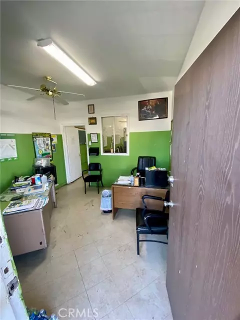 East Los Angeles, CA 90022,6422 Whittier Boulevard