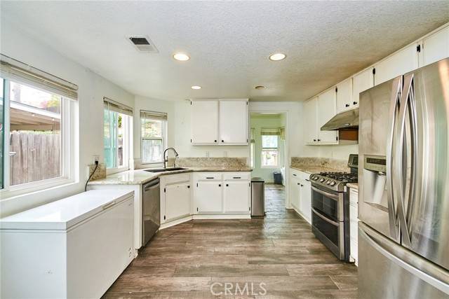 Jurupa Valley, CA 92509,8293 Yearling Way