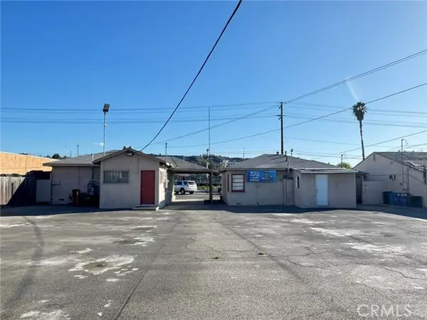 La Puente, CA 91744,15947 Amar Road