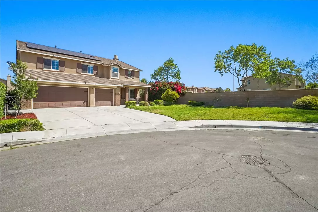 Eastvale, CA 92880,13608 Sagemont Court