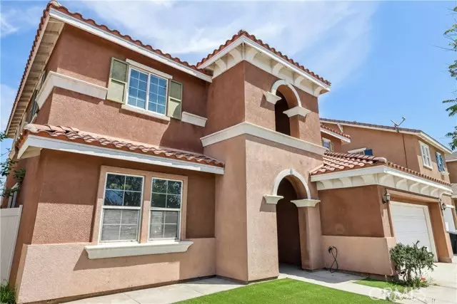 Perris, CA 92571,940 Parula Street