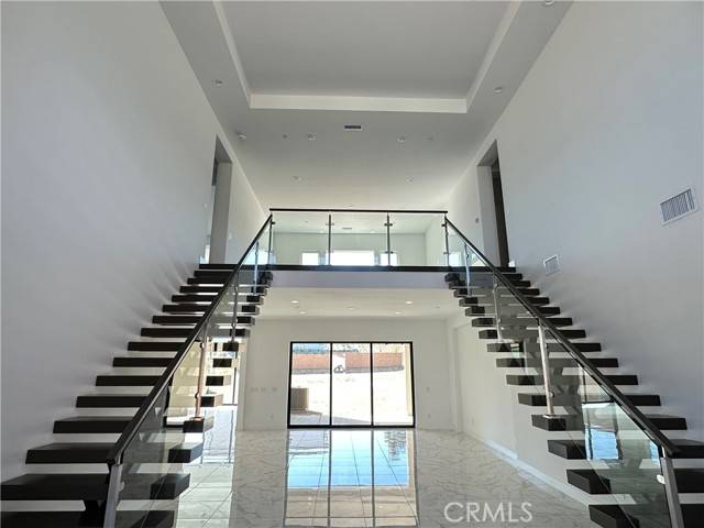 Chatsworth (los Angeles), CA 91311,20425 Edgewood Court