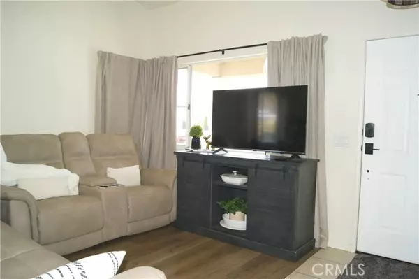 Rialto, CA 92377,4012 Larkspur Avenue