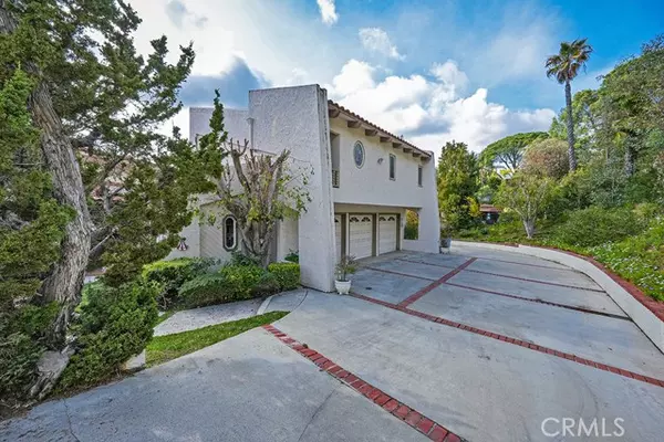 Santa Ana, CA 92705,9752 Rangeview Drive