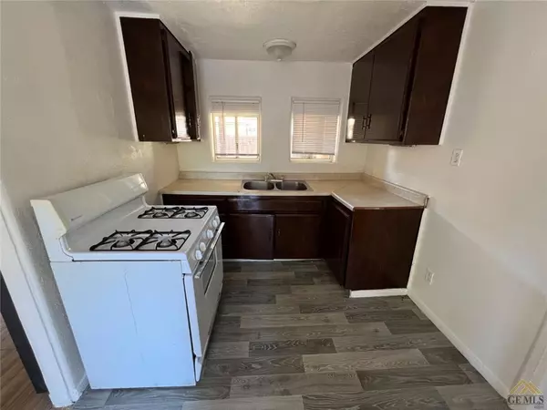 Bakersfield, CA 93308,618 Lincoln Avenue