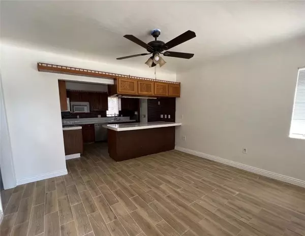 Bakersfield, CA 93308,618 Lincoln Avenue