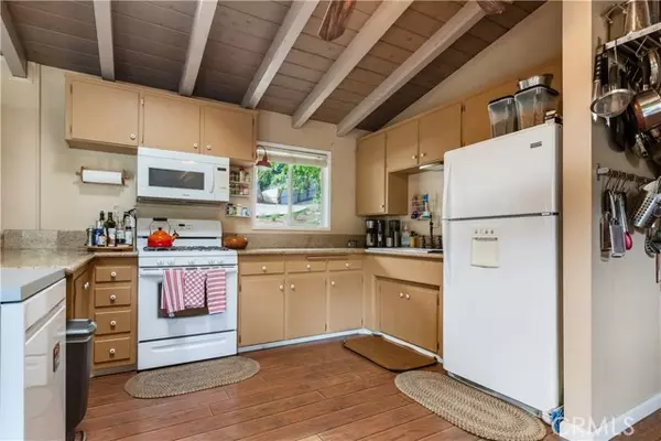 Wrightwood, CA 92397,1145 Rivera Drive