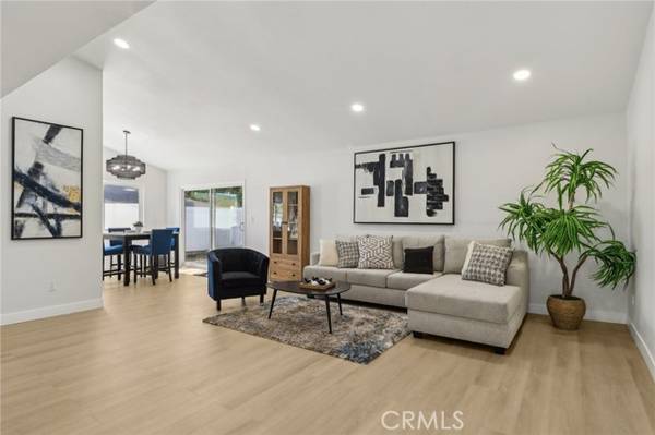 12548 Terra Bella Street, Pacoima (los Angeles), CA 91331