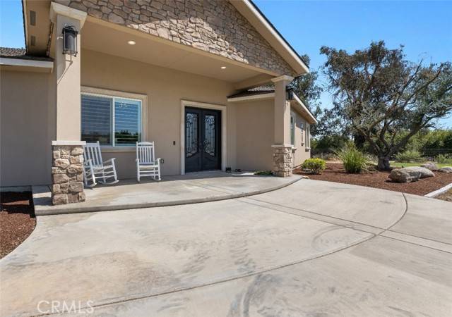 Kingsburg, CA 93631,169 S 6th Avenue