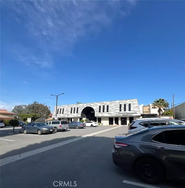 328 S Atlantic Boulevard, Monterey Park, CA 91754