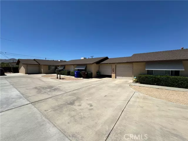 Joshua Tree, CA 92252,61947 Plaza Road