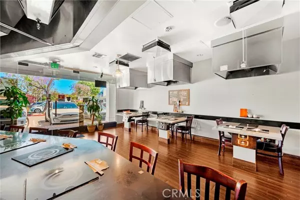 Irvine, CA 92618,15435 Jeffrey Road