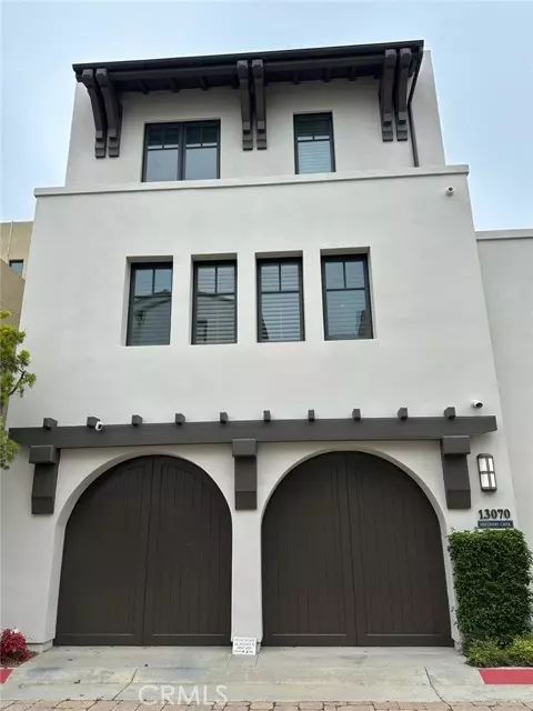 Los Angeles, CA 90094,13070 Discovery Creek