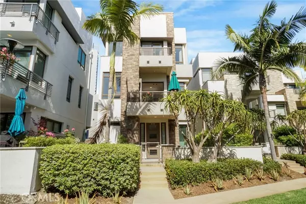 Los Angeles, CA 90094,5823 Seahorse Court