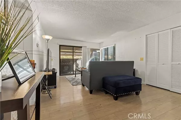 Diamond Bar, CA 91765,22700 Lakeway Drive #331