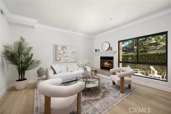 222 S Catalina Avenue #8, Pasadena, CA 91106