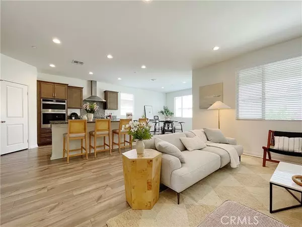 29822 Canary Wood Court, Menifee, CA 92584