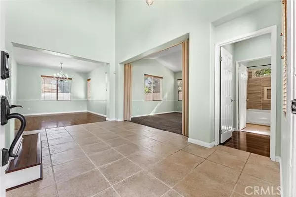 Riverside, CA 92503,12564 Bougainvillea Way