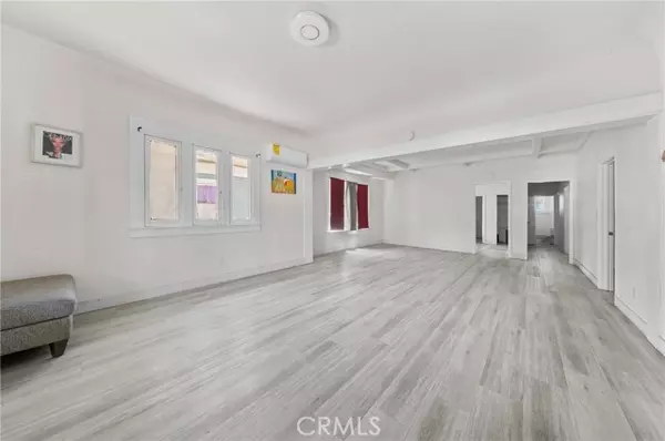 Pomona, CA 91767,220 E Kingsley Avenue