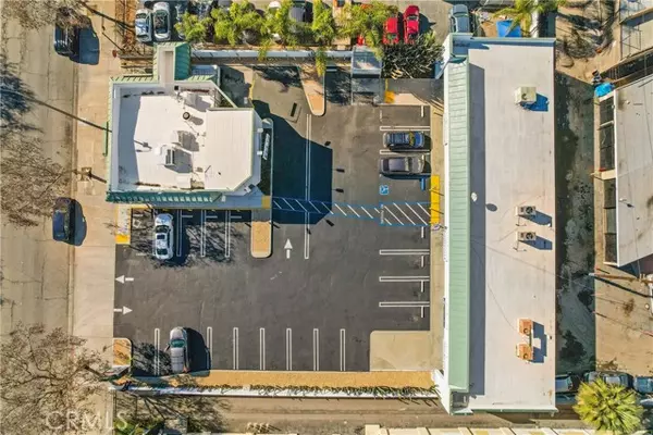 Pomona, CA 91768,1483 W Holt Avenue