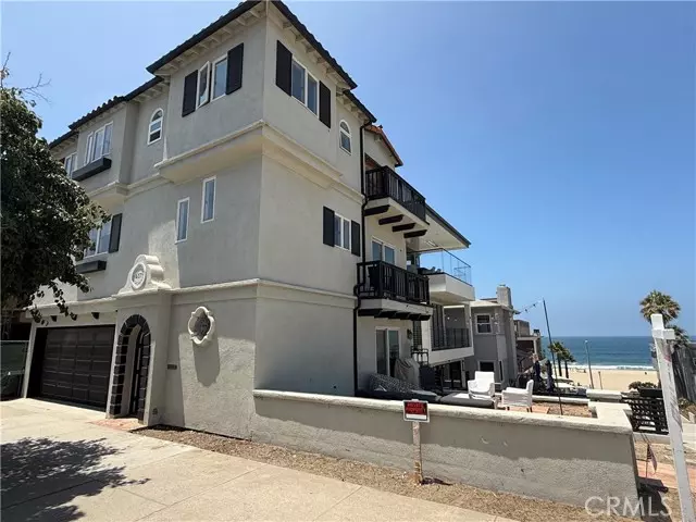 Manhattan Beach, CA 90266,617 Manhattan Avenue