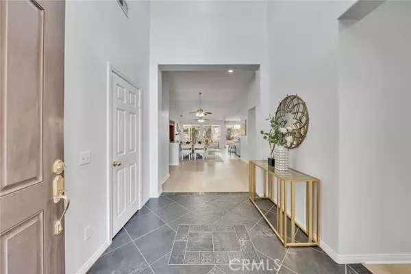 Eastvale, CA 92880,5722 Canoe Drive