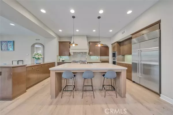 Irvine, CA 92602,17 Lowland