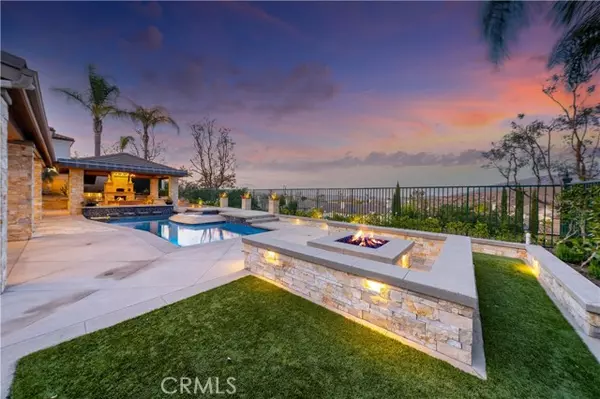Anaheim, CA 92808,1040 S Summer Breeze Lane