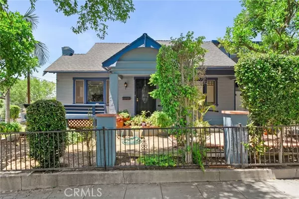 1063 E Rio Grande Street, Pasadena, CA 91104