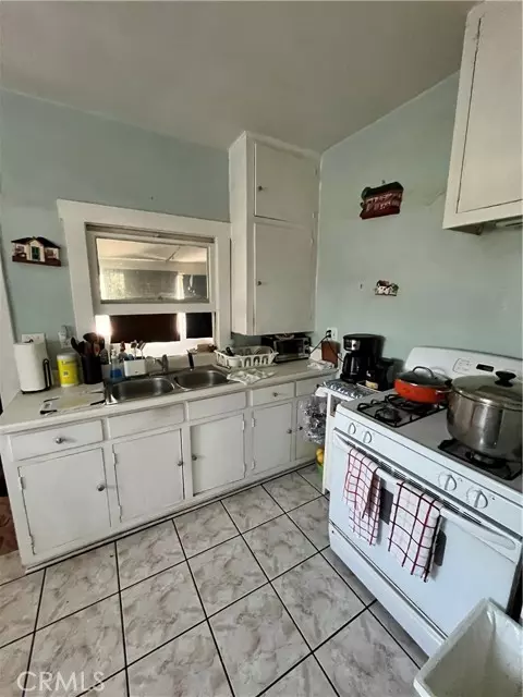 Pasadena, CA 91106,1034 Locust Street