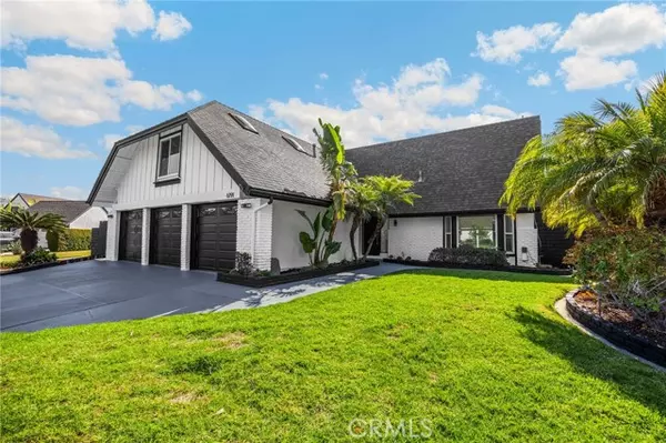 Yorba Linda, CA 92887,6191 Jacaranda Lane
