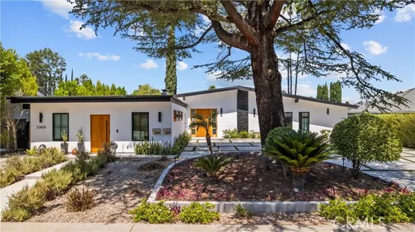 Woodland Hills (los Angeles), CA 91367,23427 Canzonet Street