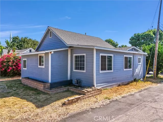 La Verne, CA 91750,2532 N White Avenue