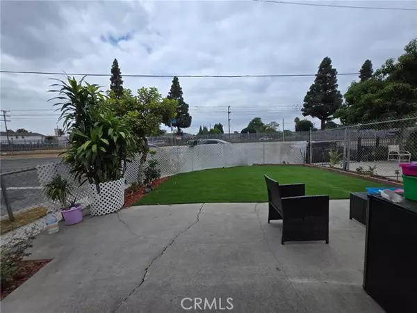 Compton, CA 90222,13618 S Willowbrook Avenue