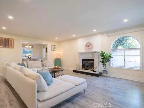 Diamond Bar, CA 91765,2118 Tierra Loma Dr